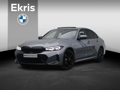 Grijs Occasion 2025 BMW 330e M Sport Sedan | € 64.950