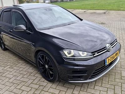 Zwart Occasion 2016 VW Golf VII R Hatchback | € 21.499 (Goede deal)