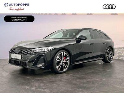 Zwart (metallic) Nieuw 2025 Audi A5 Comfort Stationwagen | € 67.950 (Duur)