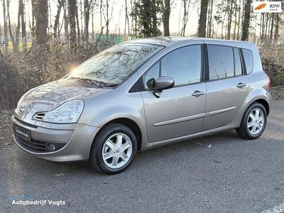 Occasion Renault Grand Modus Dynamique 101 PK (74 kW) 2008 Beige MPV