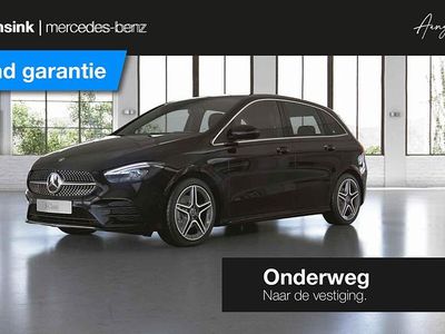 Zwart Gebruikt 2019 Mercedes B180 Business MPV | € 24.850 (Eerlijke prijs)