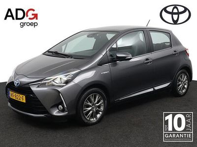 Grijs Gebruikt 2017 Toyota Yaris Executive Hatchback | € 15.950 (Eerlijke prijs)