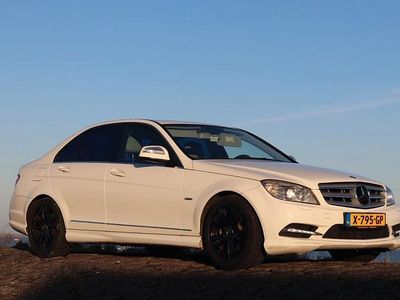 Occasion 2009 Mercedes C200 | € 11.000