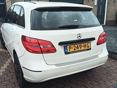 Mercedes B180