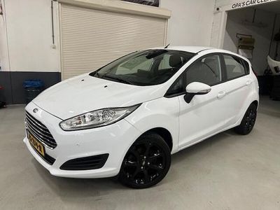 Wit Occasion 2017 Ford Fiesta Sport Hatchback | € 7.950 (Iets duurder)