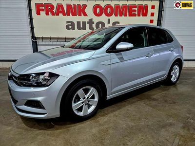 Grijs (metallic) Gebruikt 2018 VW Polo Comfortline Hatchback | € 15.450 (Goede deal)