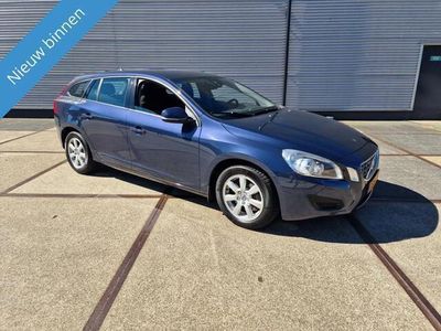 tweedehands Volvo V60 2.0 T5 Kinetic