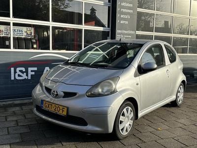 Grijs Occasion 2006 Toyota Aygo Hatchback | € 3.490 (Eerlijke prijs)