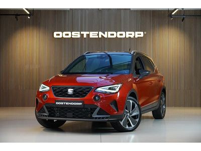 Rood (metallic) Occasion 2024 Seat Arona Business SUV | € 29.900 (Duur)