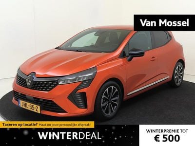 Oranje Gebruikt 2025 Renault Clio V Techno Hatchback | € 21.840 (Eerlijke prijs)