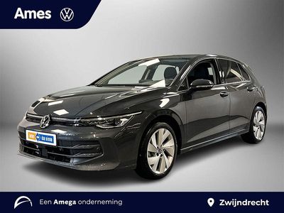 Grijs (metallic) Gebruikt 2025 VW Golf VIII Edition Hatchback | € 32.995 (Duur)