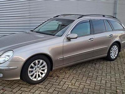 Mercedes E240