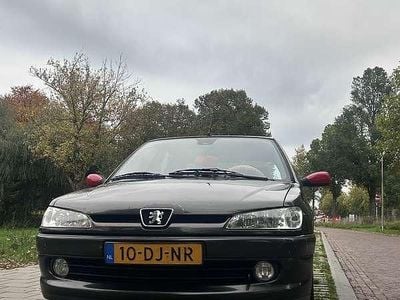 Peugeot 306