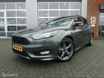 tweedehands Ford Focus Wagon 1.0 ST-Line winterpakket|climate|stoelverwarming|camera