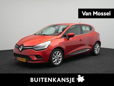 Rood Gebruikt 2017 Renault Clio IV Intens Hatchback | € 8.400 (Goede deal)