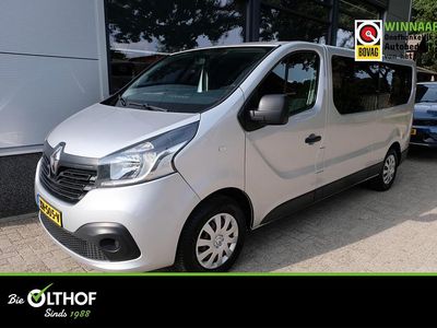 Grijs Occasion 2019 Renault Trafic Authentique MPV | € 25.350