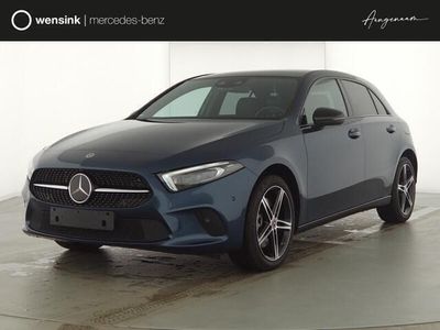 tweedehands Mercedes A250 e Luxury Line | Verwacht | Verwarmd stuur | Multibeam | 360 camera | Panorama dak |