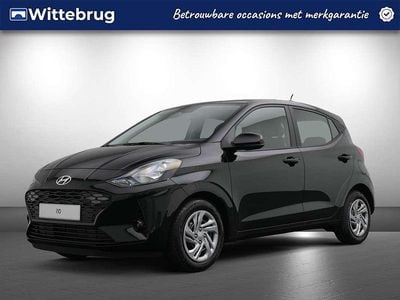Donker zwart metallic Occasion 2024 Hyundai i10 Comfort Hatchback | € 16.925 (Goede deal)