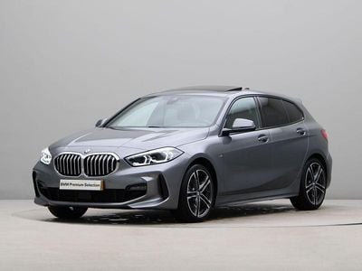 Grijs Gebruikt 2024 BMW 118 Executive Hatchback | € 34.450 (Eerlijke prijs)