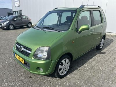 tweedehands Opel Agila 1.2-16V Cosmo super nette auto met 128091 km