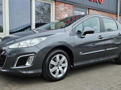 tweedehands Peugeot 308 SW 1.6 VTi Style Trekhaak! Nette Auto! Airco/Clima! Cruise Control! Dealer Onderhouden!