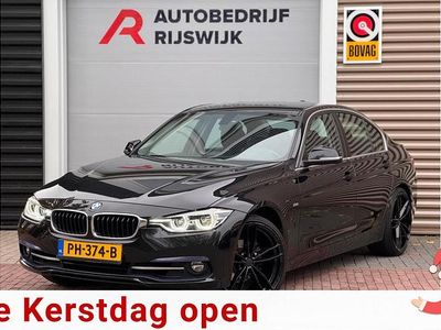 Zwart Gebruikt 2017 BMW 318 Executive Sedan | € 14.950 (Eerlijke prijs)