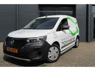 tweedehands Nissan Townstar EV 121pk L1 N-Connecta | APPLE CARPLAY/ANDROID AUTO | Camera Achter | Sidebars | Trekhaak | Boonstoppel Demonstratiemodel !