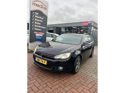 Zwart (metallic) Gebruikt 2012 VW Golf VII Highline Stationwagen | € 7.650 (Goede deal)