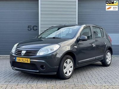 Occasion Dacia Sandero Ambiance 75 PK (55 kW) 2009 Grijs Hatchback