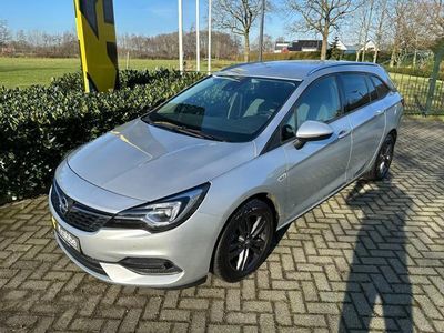 tweedehands Opel Astra Sports Tourer 1.2 Turbo 96 kW Design en Tech