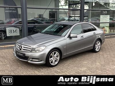 tweedehands Mercedes C180 Avantgarde cruise dealer onderhouden nette auto