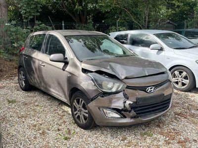 tweedehands Hyundai i20 1.2i Comfort *AIRCO*. *EXPORT*