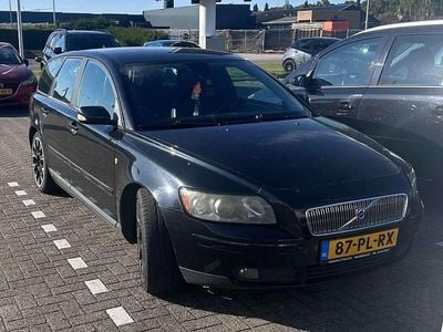 Zwart Gebruikt 2004 Volvo V50 Summum Stationwagen | € 2.250 (Eerlijke prijs)