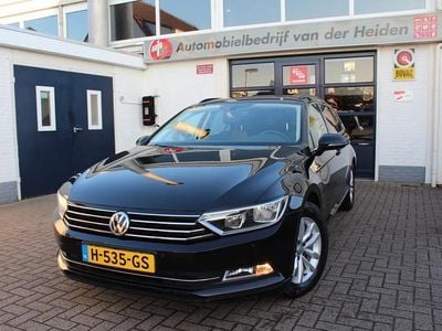 Zwart Gebruikt 2017 VW Passat Edition Stationwagen | € 16.950 (Eerlijke prijs)