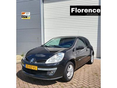Zwart Occasion 2008 Renault Clio II Business Hatchback | € 2.245 (Eerlijke prijs)