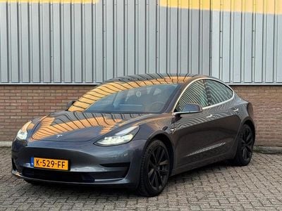 Grijs Gebruikt 2020 Tesla Model 3 Standard Range Sedan | € 17.950 (Goede deal)
