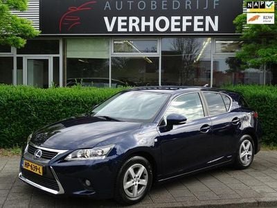 Lexus CT200h