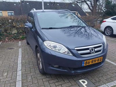 Honda FR-V