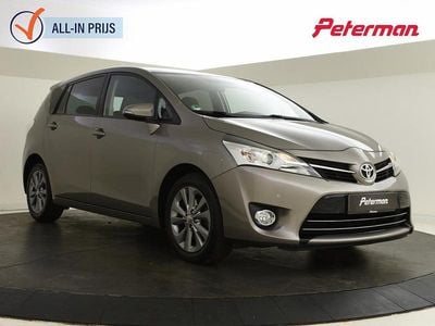 Grijs Occasion 2015 Toyota Verso Edition MPV | € 16.899 (Iets duurder)