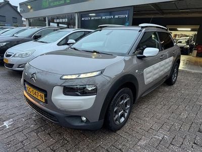 Bruin Occasion 2015 Citroën C4 PureTech SUV | € 8.950 (Eerlijke prijs)