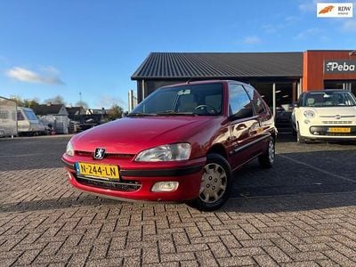 Peugeot 106