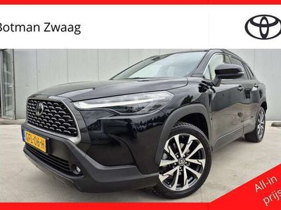Zwart Occasion 2024 Toyota Corolla Cross Style SUV | € 34.999 (Eerlijke prijs)