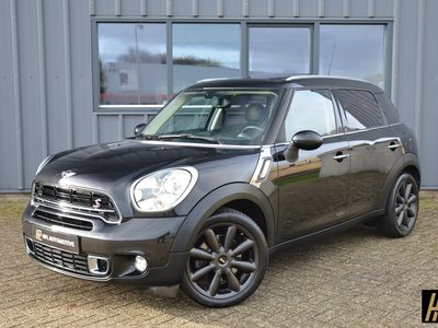 tweedehands Mini Cooper S Countryman 1.6 190pk Chili * Panorama * Navi * Sportstoelen * Wired * Alarm * Verwarmbare voorruit * ECC * Cruise * PDC * 18" * Mooie Countryman * Gehele onderhoudshistorie aanwezig * Laatste beurt bij 120.500 km * APK t/m 10-'24