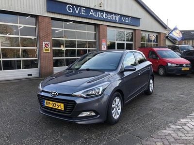 Grijs Gebruikt 2017 Hyundai i20 GO! Hatchback | € 7.950 (Super prijs)