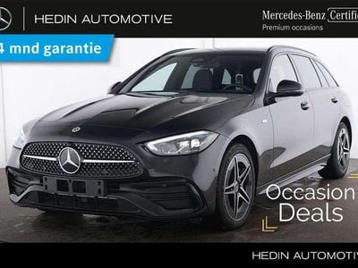 Zwart Occasion 2025 Mercedes C300e AMG line Stationwagen | € 51.900 (Eerlijke prijs)