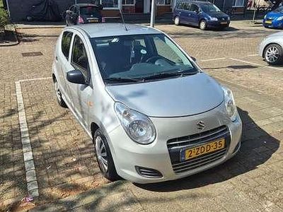 Zilver Occasion 2011 Suzuki Alto Hatchback | € 3.000 (Eerlijke prijs)