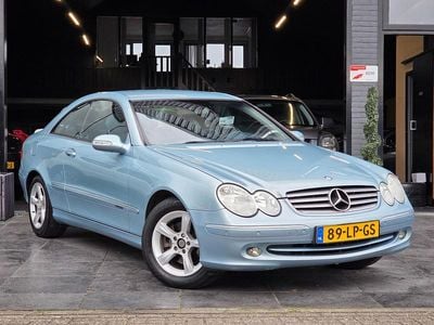 Blauw Gebruikt 2003 Mercedes CLK240 Elegance Coupé | € 5.244 (Goede deal)