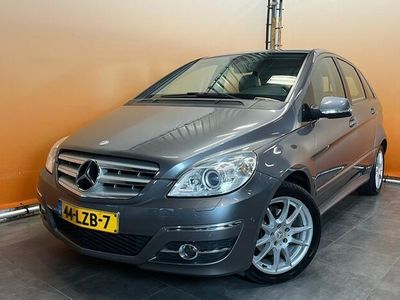 Mercedes B200