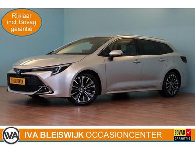 Grijs Occasion 2025 Toyota Corolla Hybrid Team Stationwagen | € 31.899 (Eerlijke prijs)