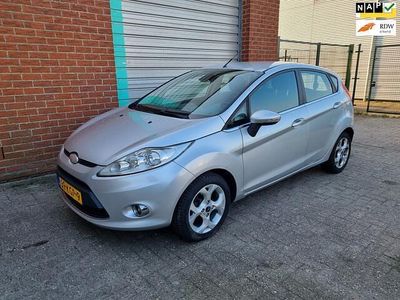 Occasion Ford Fiesta Titanium 120 PK (88 kW) 2009 Grijs Hatchback